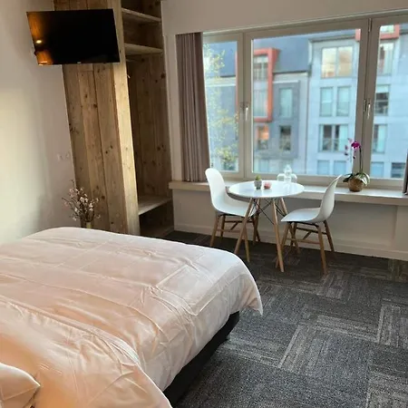 Bed & Breakfast Nieuwe In Centrum Met Badkamer ! Bruges