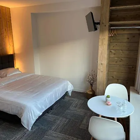 Frühstückspension Nieuwe In Centrum Met Badkamer ! *